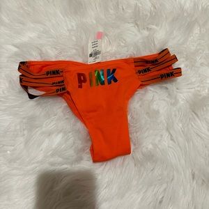 VS PINK Underwear (bundle of 4)